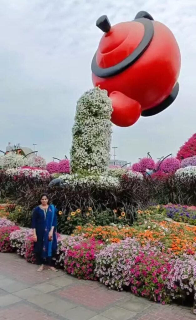 Dubai Miracle Garden – Safarika Holidays