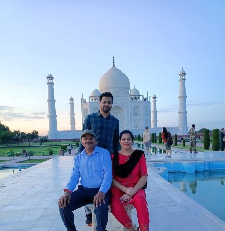 Taj Mahal, Agra – Safarika Holidays